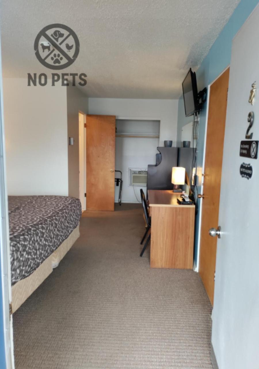 Eight Bar B Motel Wilbur Εξωτερικό φωτογραφία