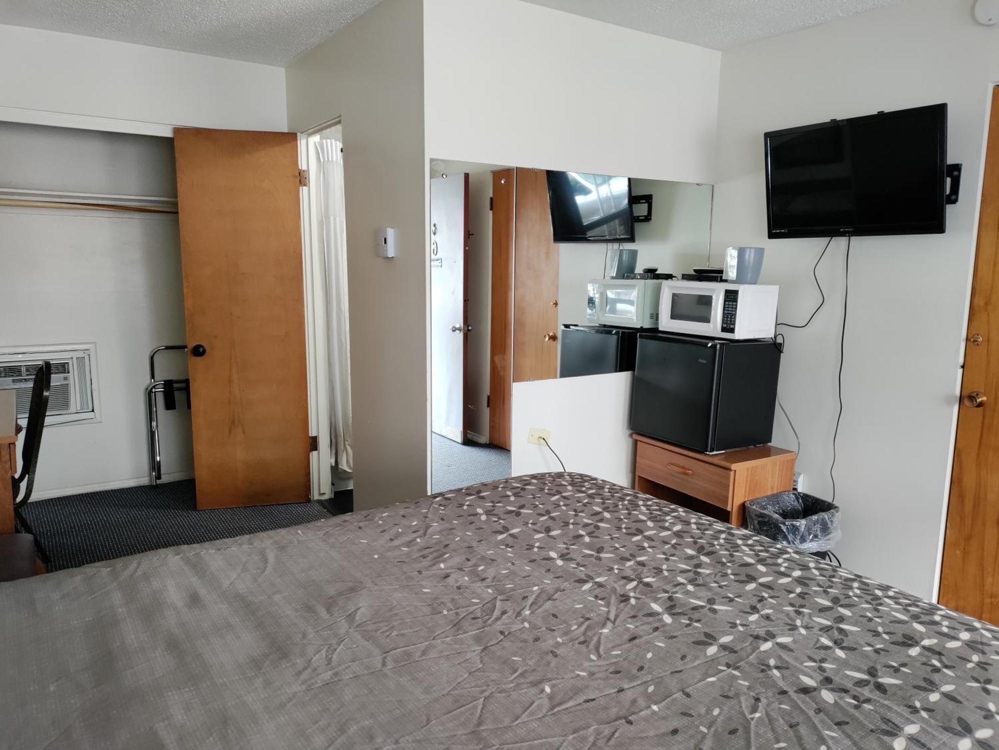 Eight Bar B Motel Wilbur Εξωτερικό φωτογραφία