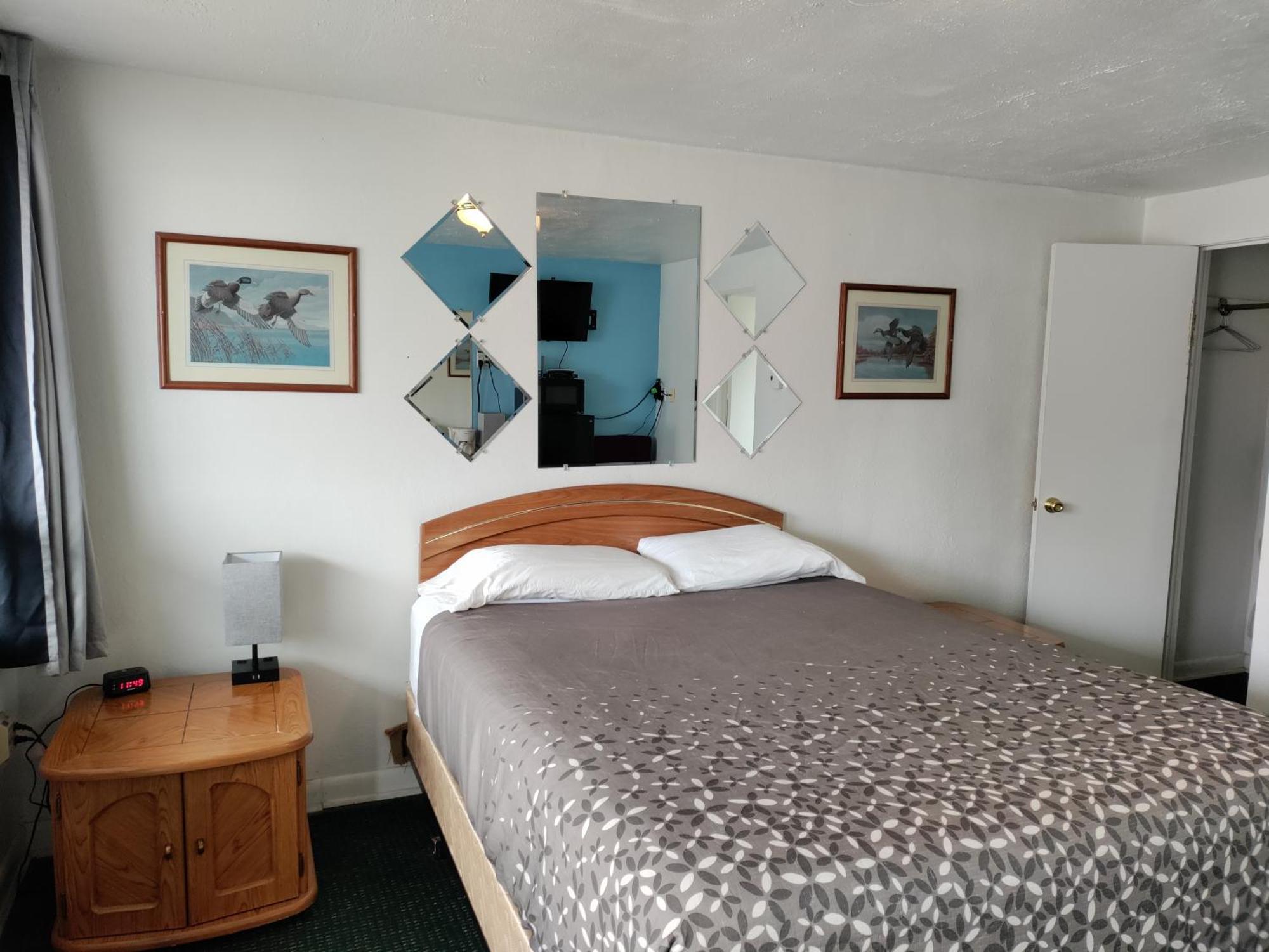 Eight Bar B Motel Wilbur Εξωτερικό φωτογραφία